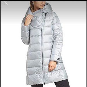 Nike puffy parka